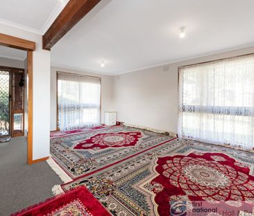 Spacious Two Bedroom Unit! - Photo 2