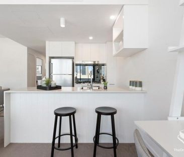 Luxury Apartment with Lifestyle-Plus Features â Walk to Everythin... - Photo 1