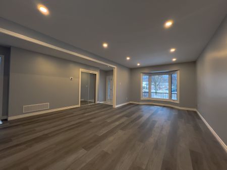 For Lease - 2111 Lynn Heights Drive Unit# (Upper), Pickering, Ontario - Photo 2