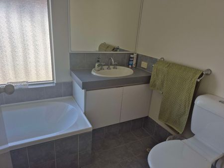Gosnells - Photo 3