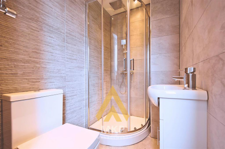 7 bedroom terraced house to rent - Photo 2