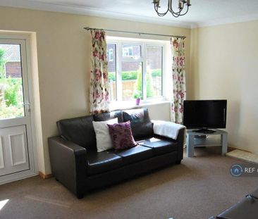 1 bedroom in a house share to rent - Photo 5