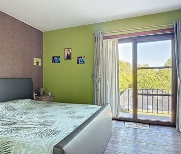 Appartement te huur in Brasschaat voor € 795 met 1 slaapkamer - Photo 1