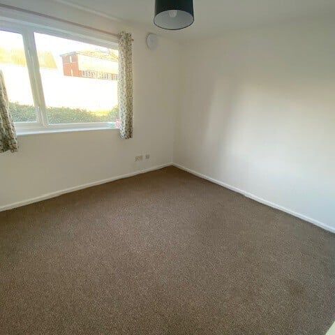 Newport Road, CARDIFF - Photo 1