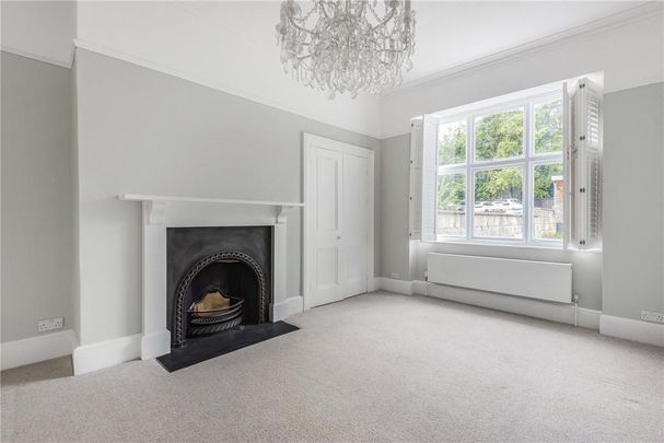 4 bedroom terraced house to rent - Photo 1