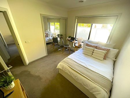 Keysborough - Photo 3