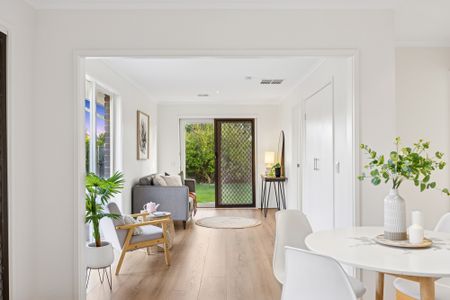 22 Kearney Drive, Aspendale Gardens VIC 3195 - House For Rent | Domain - Photo 4