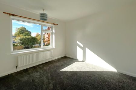 School Cottages, Woking, Surrey, GU22 - Photo 5