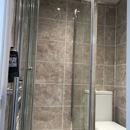 Studio Flat, Lyndhurst Road, LU1 - Photo 3