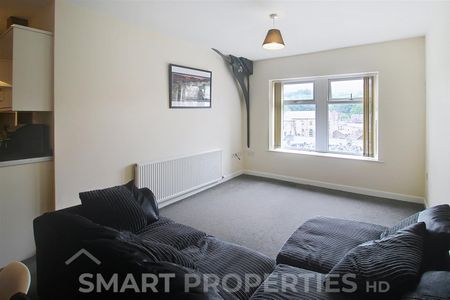 Flat 3 Manchester Road, Slaithwaite, Huddersfield - Photo 5