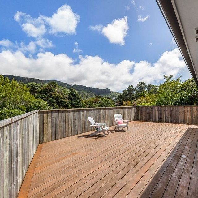 Modern 4BR Family Home in Tawa - Photo 1