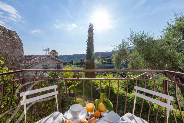 Maison à louer Saint Paul, Cote d'Azur, France - Photo 1