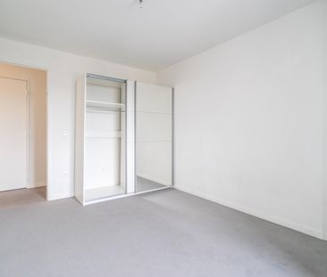 location Appartement T4 DE 128.14m² À ROMAINVILLE - Photo 3