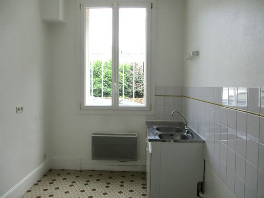 Location Appartement 1 pièce 27m² REIMS 51100 - Photo 1