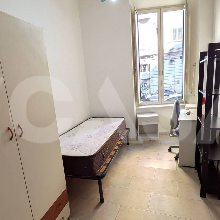 Trilocale via Padre Francesco Denza, Centro Storico, Napoli - Foto 1
