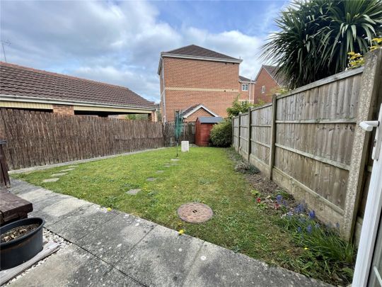 White Rose Avenue, Mansfield, Nottinghamshire, NG18 - Photo 1