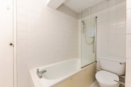 Homefield Park, SM1 - Photo 5