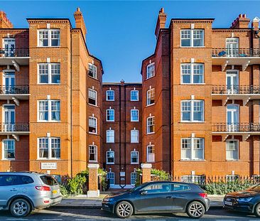 3 bedroom flat in Kelvedon Road - Photo 1