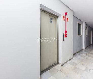 Apartamento com 1 quarto e 27m² para alugar em Centro Histórico, Po... - Foto 1