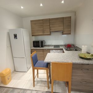 Location Appartement 1 pièce 24m² BURES SUR YVETTE 91440 - Photo 2