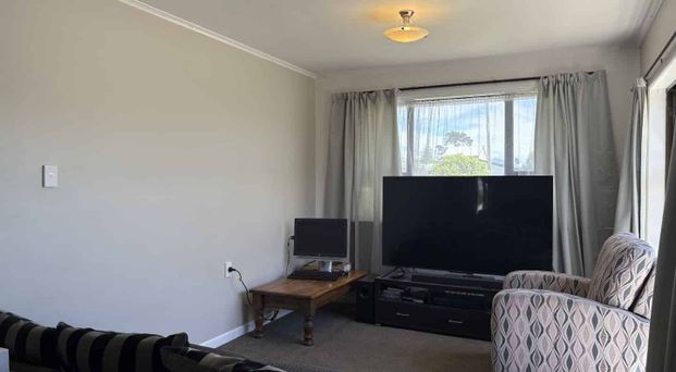 Chalmers Road at its best - Photo 1