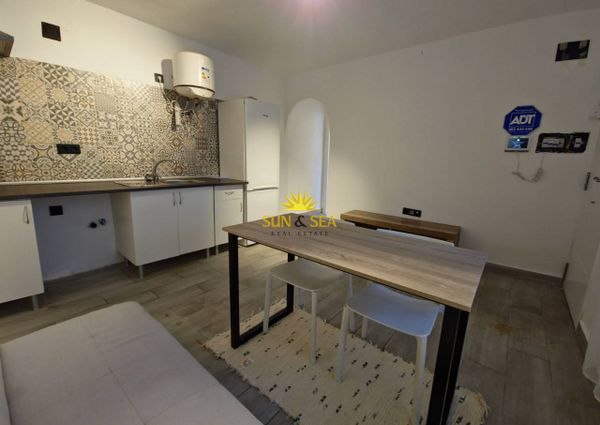 1 BEDROOM APARTMENT IN TORREVIEJA - ALICANTE PROVINCE
