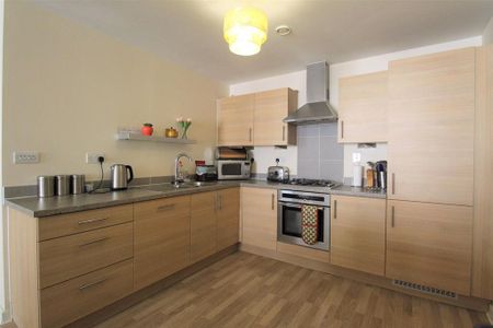 2 bedroom apartment to rent - Photo 2