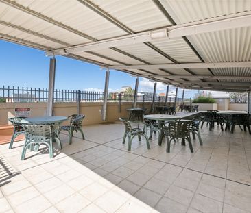 Fully Furnished Studio in Iconic Shafston Mansions - Photo 5