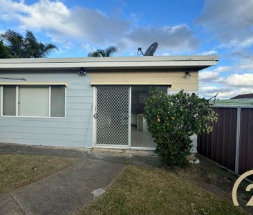 One Bedroom Granny Flat&comma; in a Prime Location&excl; - Photo 2