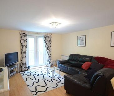 2 bedroom flat to rent - Photo 3