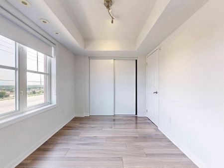 For Lease - 595 Dundas Street Unit# 2, Mississauga, Ontario - Photo 4