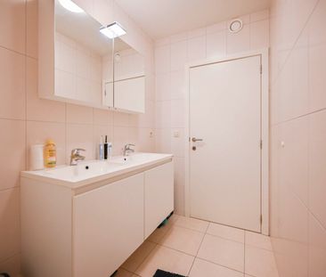 Appartement met ruim terras nabij centrum Oostrozebeke - Photo 4