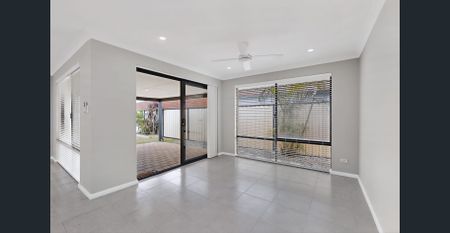 Light, Bright & Low Maintenance - Great Location! - Photo 3