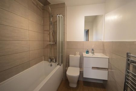 2 Bedroom Apartment Available Arranging tenancy - Photo 5