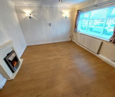 3 bedroom end of terrace house to rent - Photo 1