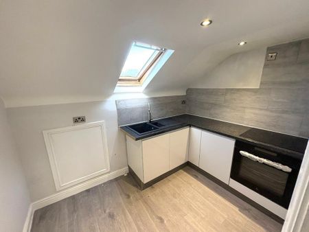 2 bedroom flat to rent - Photo 4