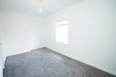 2 bed House - Terraced for Rent - Photo 2