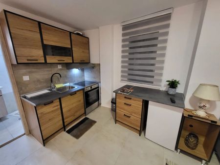 Studio/Γκαρσονιέρα για ενοικίαση Αντιγονιδών (Κέντρο Θεσσαλονίκης) - Photo 2