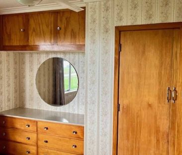 Waihi Farmhouse For Rent - Photo 1