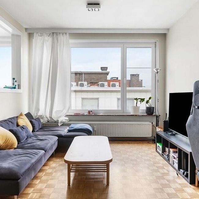 Appartement te huur in Antwerpen voor € 1.050 met 2 slaapkamers - Foto 1