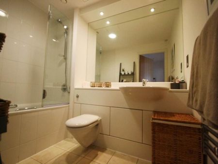 1 bedroom flat to rent - Photo 5