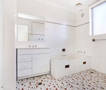 Ground Floor - Photo 5