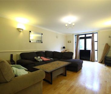 4 bedroom terraced house to rent - Photo 4
