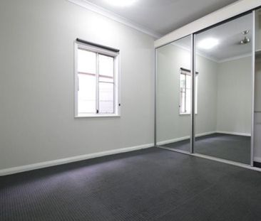 2 Bedroom, 1 Bathroom Apartment in Sought After Location! - Photo 5