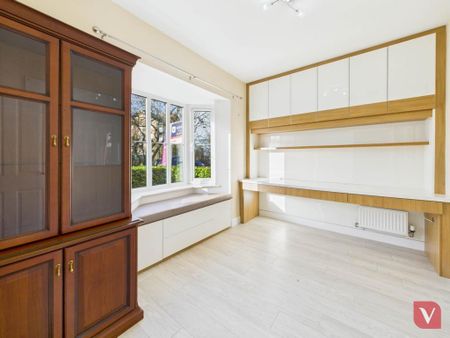 4 bedroom detached house to rent - Photo 2