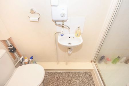 1 bedroom apartment to rent Duke Street, Chelmsford, CM1 - Photo 2