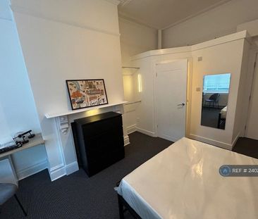 1 bedroom in a house share to rent - Photo 3