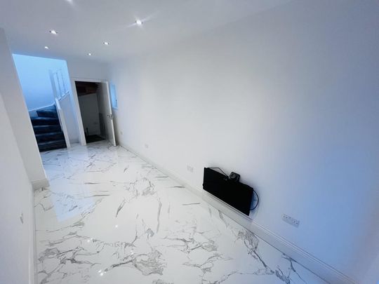 1 bedroom terraced house to rent - Photo 1