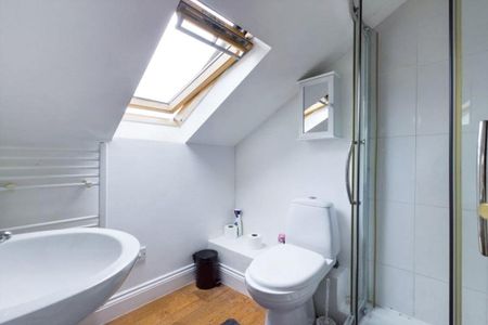 2 bedroom house to rent - Photo 4
