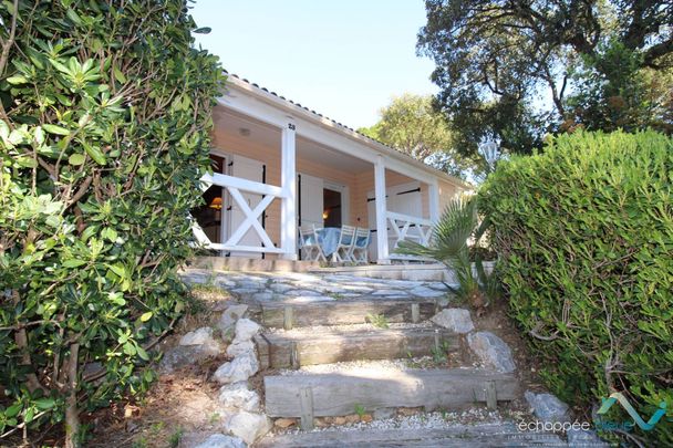Golfe de St-Tropez - Chalet dans domaine sécurisé - Photo 1
